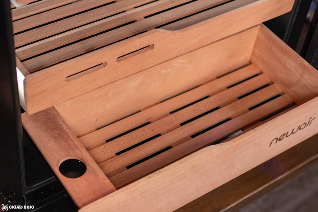 Newair NCH1K5BK00 1500 count humidor bottom drawer empty