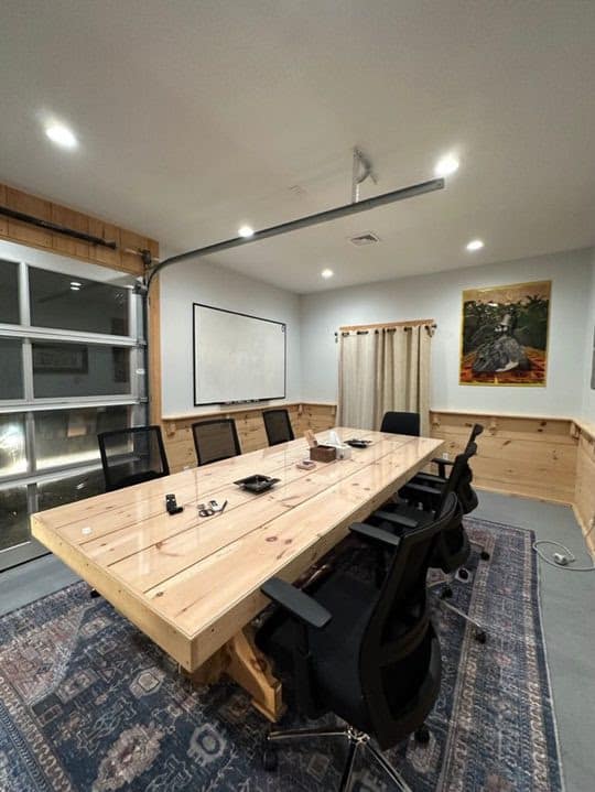 Foundation Cigar Co. Connecticut River Valley office meeting room