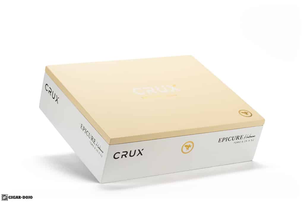 Crux Epicure Habano Toro cigar box closed