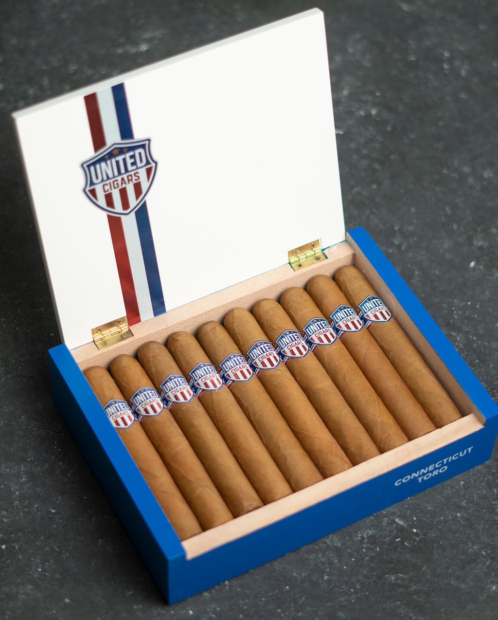 United Connecticut cigar box open