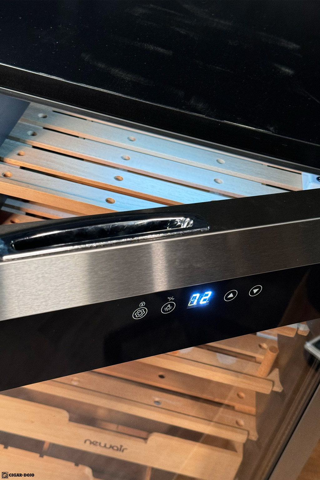 NewAir x Boveda NCH500SSB0 humidor door with display panel
