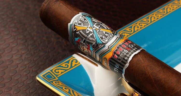 Fuente The OpusX Society Cigar
