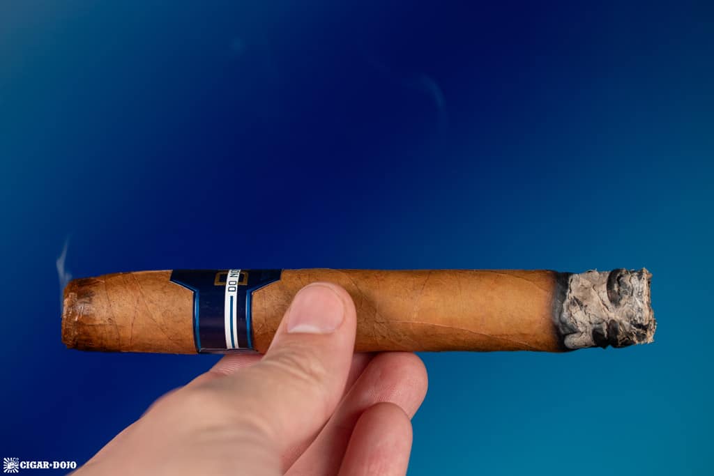 Alec Bradley Do Not Disturb DND Toro cigar smoking