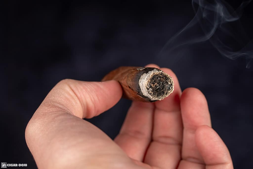 Espinosa Knuckle Sandwich Puro Nicaragua Robusto cigar ash