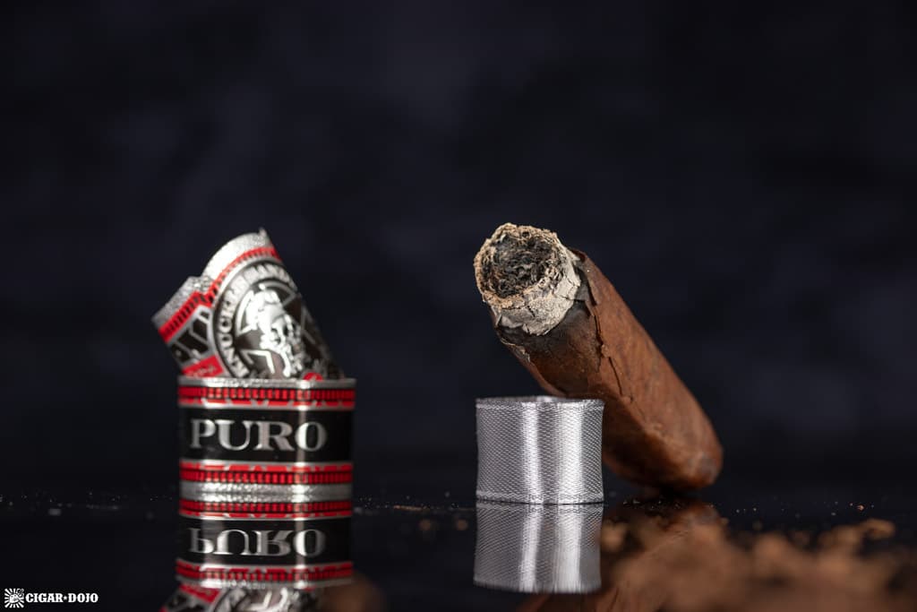 Espinosa Knuckle Sandwich Puro Nicaragua Robusto cigar nub finished