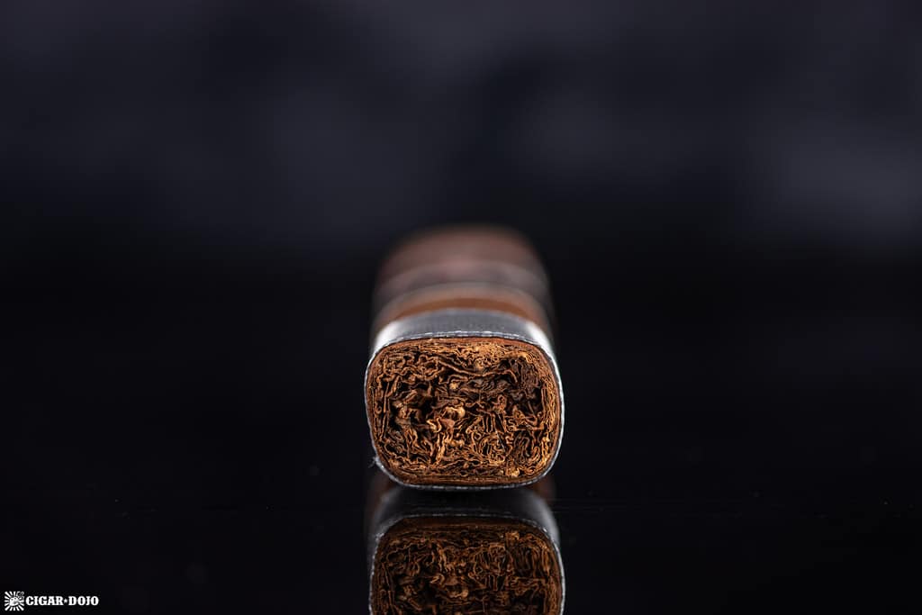 Espinosa Knuckle Sandwich Puro Nicaragua Robusto cigar foot