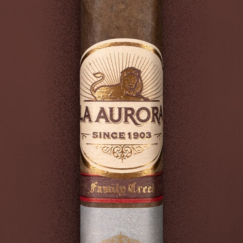 La Aurora Family Creed Fuerte Sol No. 5 Cigar of the Year 2025 circle