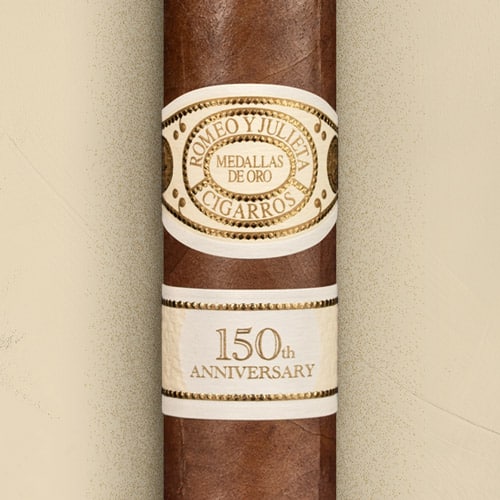 Romeo y Julieta 150th Anniversary No. 2 Cigar of the Year 2025 circle