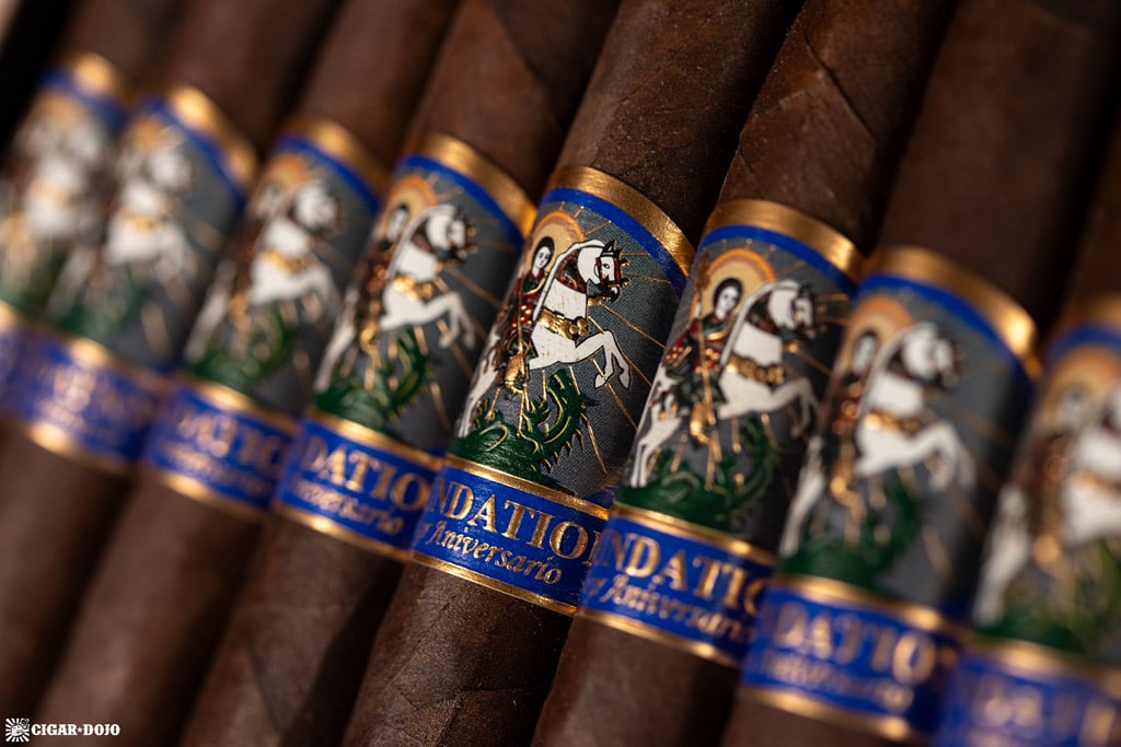 Foundation 10 Year Aniversario cigars in box