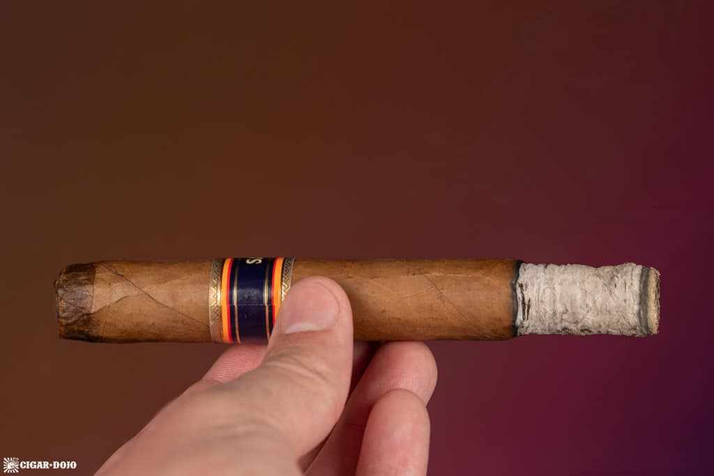 J.C. Newman Sarzedas toro cigar ash