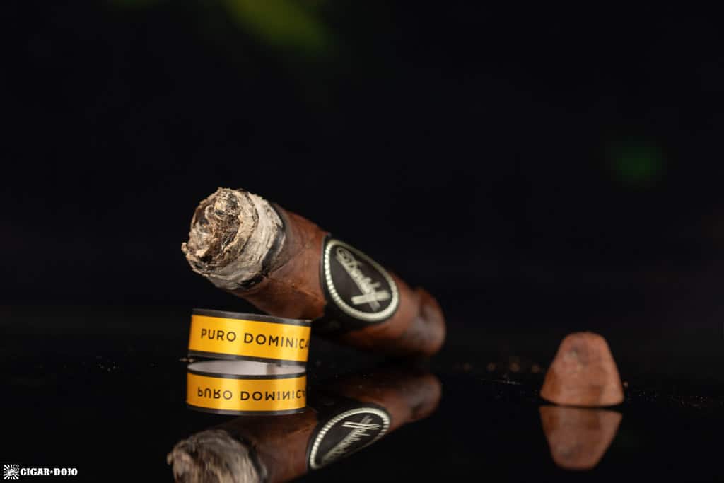 Davidoff Puro Dominicano Perfecto cigar nub finished