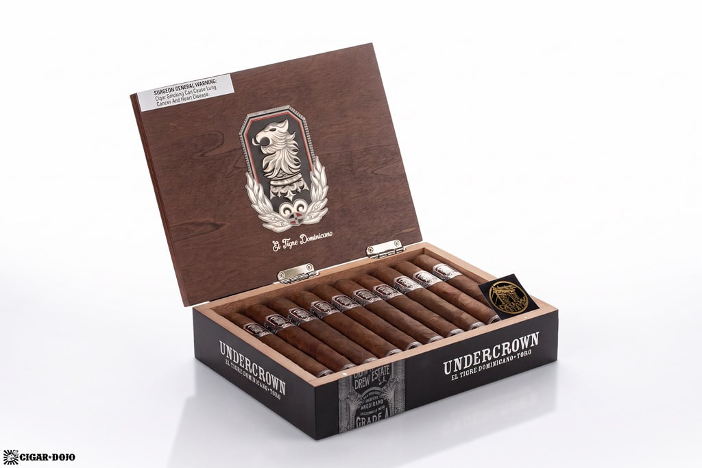 Drew Estate Undercrown El Tigre Dominicano Toro cigars open box