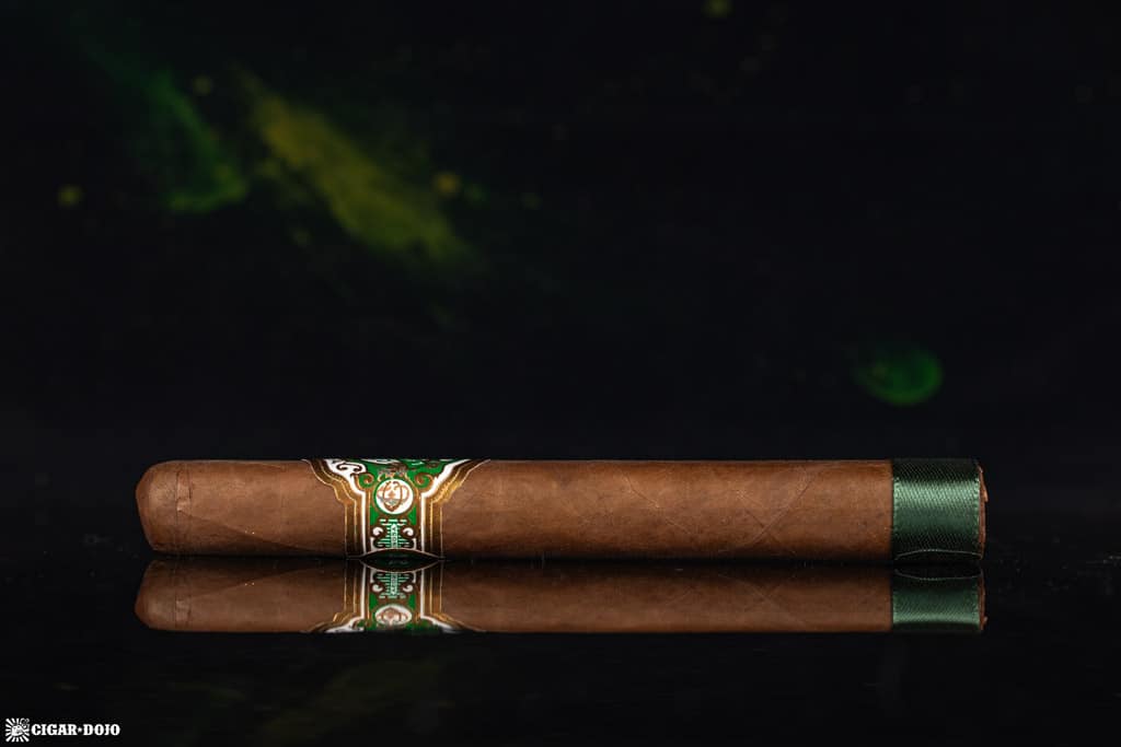 Espinosa Laranja Reserva Hybrid Toro cigar side view