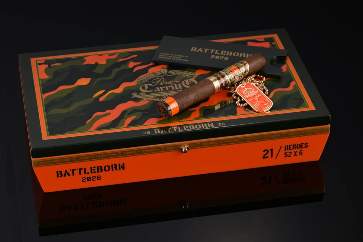 Battleborn Heroes 2026 box with a single cigar and dog tag